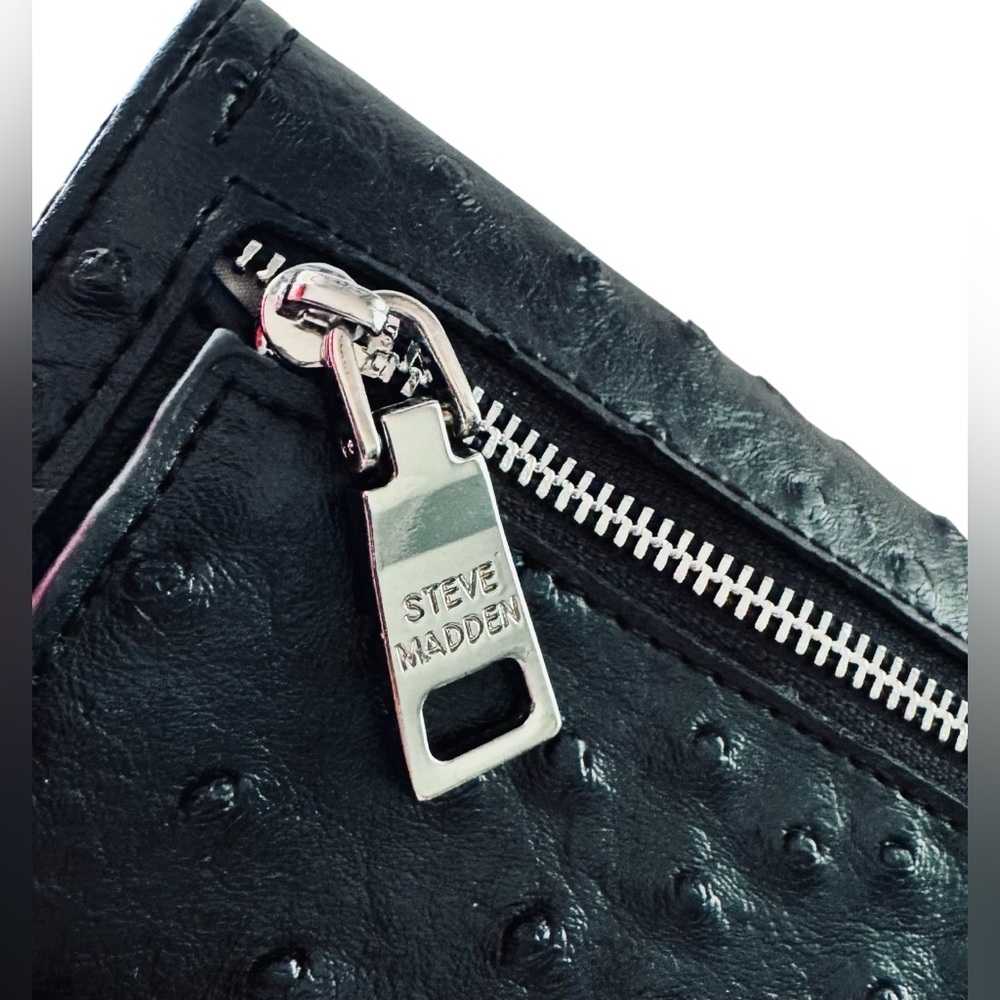 Steve Madden Black Ostrich Embossed Wallet Snap Closure Long Wallet - Picture 5 of 10